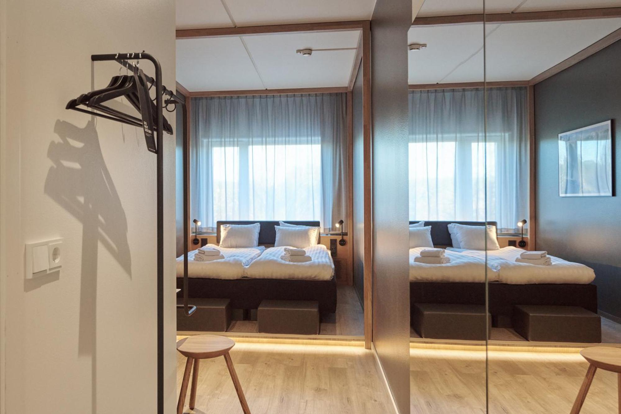 First Hotel Stockholm North Upplands-Väsby Exterior foto